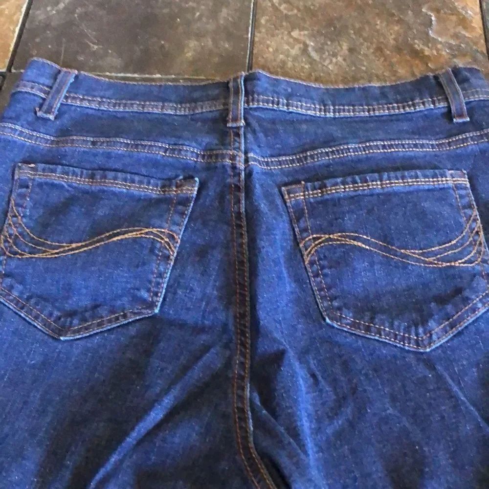 Charter Club Slim it up stretch straight leg jeans size 10 short